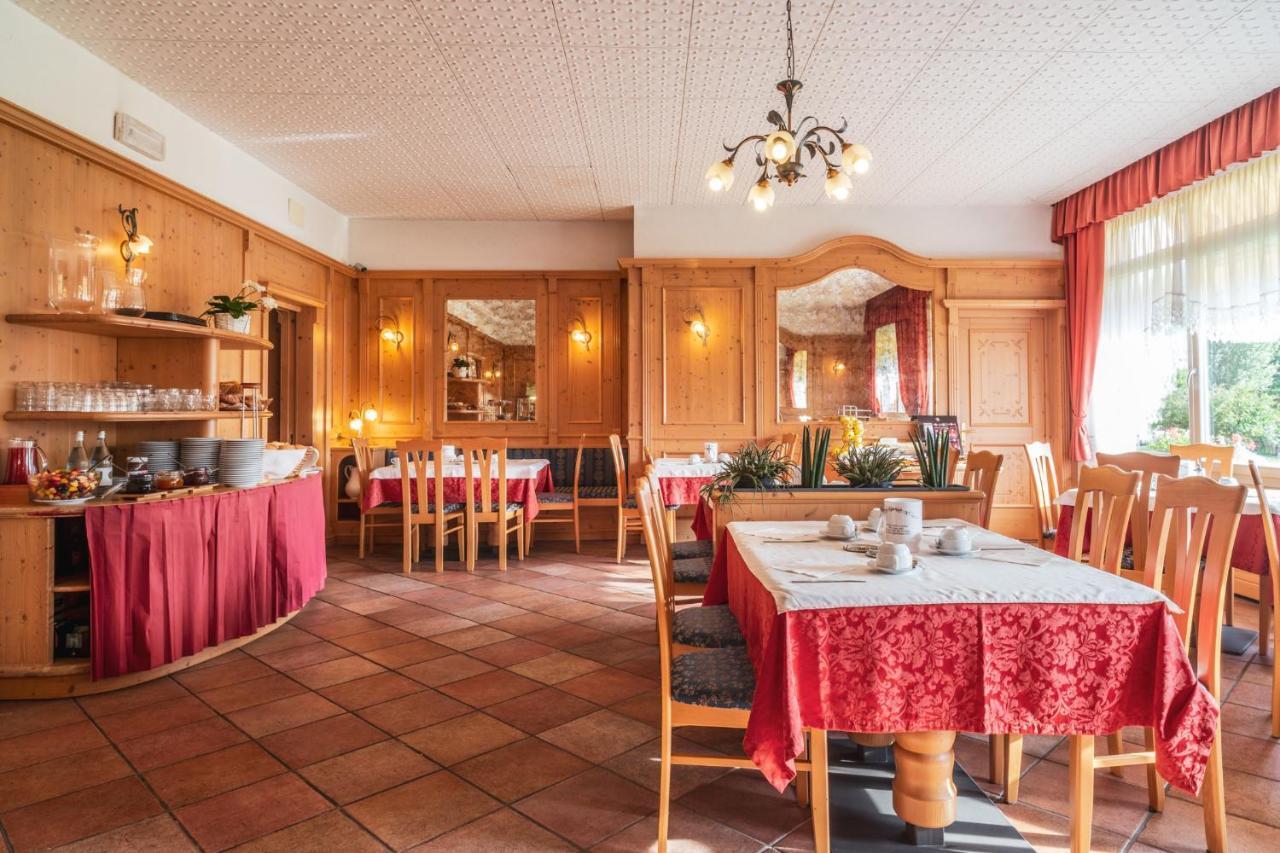 Garni Bellavista Hotel กาลเชรานิกา อัล ลาโก ภายนอก รูปภาพ